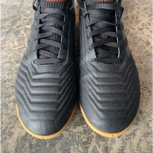 Adidas Men’s Predator PRB 698001 Soccer Indoor Shoes Size 5 Black